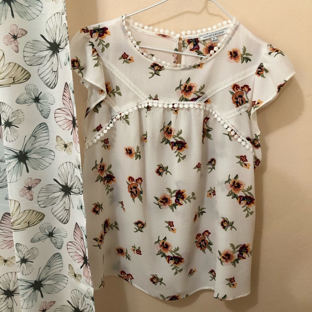 White blouse with coral flowers